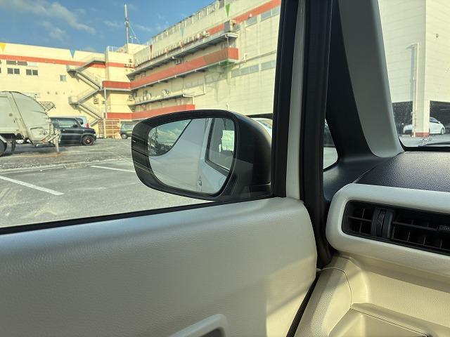 ☆外装の傷、ご相談ください☆お車の傷が気になる方、まずはご相談ください！当社は板金塗装も取り扱っております。気になる傷も綺麗にお直しいたします！