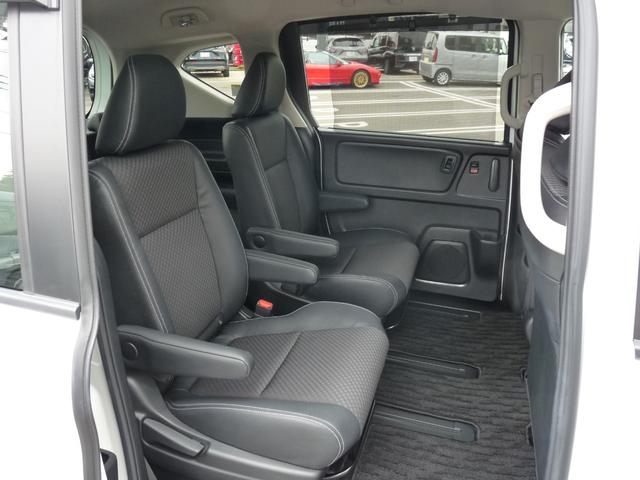 フリードハイブリッド ハイブリッド・Gホンダセンシング ・ワンオーナー ・禁煙 ・6人乗りシート ・純正9インチナビ ・リアカメラ ・ETC ・ホンダセンシング ・両側電動スライドドア ・フロントグリル ・LEDフォグライト ・ドアバイザー ・1年保証(11枚目)