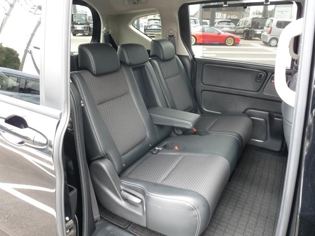 フリード G・ホンダセンシング ・2列目ベンチシート(7人乗り) ・Sパッケージ ・フロントグリル ・ロアスカート(フロント・サイド) ・テールゲートスポイラー ・ナビ ・リアカメラ ・ワンオーナー ・禁煙 ・車検整備付 ・1年保証(12枚目)