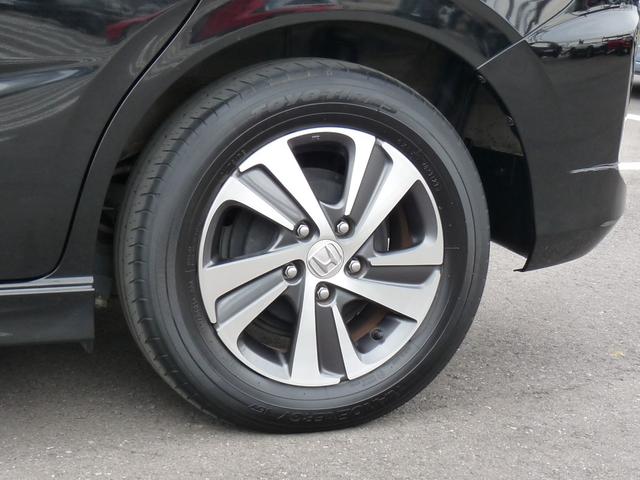 フリード G・ホンダセンシング ・2列目ベンチシート(7人乗り) ・Sパッケージ ・フロントグリル ・ロアスカート(フロント・サイド) ・テールゲートスポイラー ・ナビ ・リアカメラ ・ワンオーナー ・禁煙 ・車検整備付 ・1年保証(25枚目)