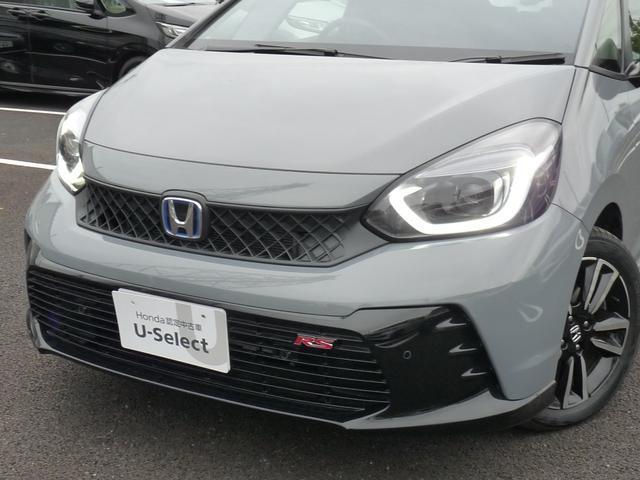 フィット e:HEVRS ・元試乗車 ・令和7年1月登録 ・走行4千キロ ・車検…令和10年1月 ・ホンダコネクトディスプレー ・リアカメラ ・ETC ・ホンダセンシング ・ドライブレコーダー ・スマートキー ・禁煙車(9枚目)