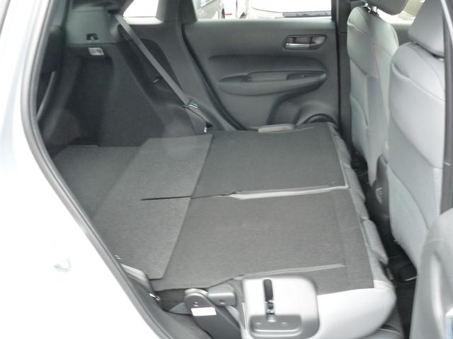 フィット e:HEVRS ・元試乗車 ・令和7年1月登録 ・走行4千キロ ・車検…令和10年1月 ・ホンダコネクトディスプレー ・リアカメラ ・ETC ・ホンダセンシング ・ドライブレコーダー ・スマートキー ・禁煙車(11枚目)