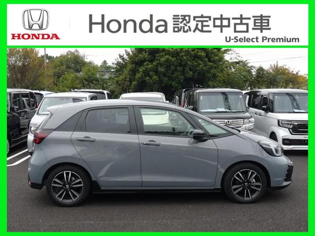 フィット e:HEVRS ・元試乗車 ・令和7年1月登録 ・走行4千キロ ・車検…令和10年1月 ・ホンダコネクトディスプレー ・リアカメラ ・ETC ・ホンダセンシング ・ドライブレコーダー ・スマートキー ・禁煙車(14枚目)