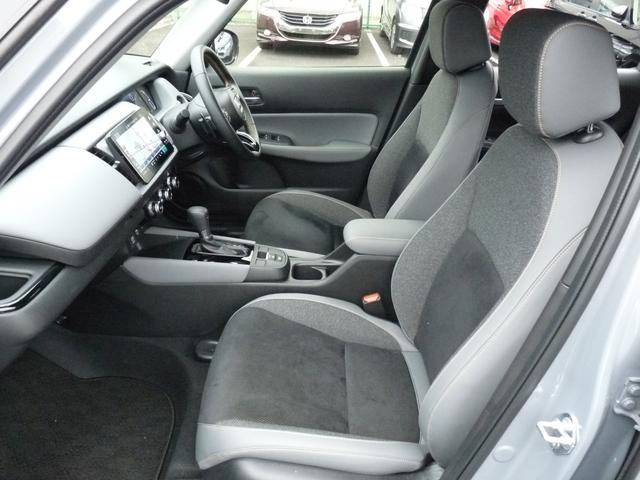 フィット e:HEVRS ・元試乗車 ・令和7年1月登録 ・走行4千キロ ・車検…令和10年1月 ・ホンダコネクトディスプレー ・リアカメラ ・ETC ・ホンダセンシング ・ドライブレコーダー ・スマートキー ・禁煙車(15枚目)