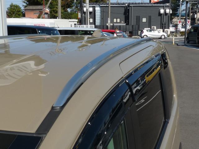 フリード e:HEVクロスター ・元試乗車 ・5人乗りシート ・純正11.4インチナビ ・リアカメラ ・ETC ・Bluetooth ・スマートキー ・ドアバイザー ・両側電動スライドドア ・ホンダセンシング ・走行1万3千キロ(28枚目)