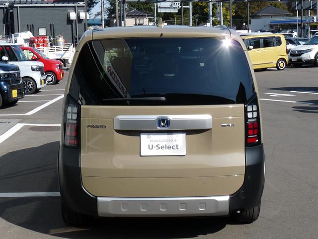 フリード e:HEVクロスター ・元試乗車 ・5人乗りシート ・純正11.4インチナビ ・リアカメラ ・ETC ・Bluetooth ・スマートキー ・ドアバイザー ・両側電動スライドドア ・ホンダセンシング ・走行1万3千キロ(32枚目)