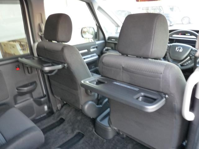 ステップワゴンスパーダ スパーダハイブリッド　Ｇ　ホンダセンシング　・プラチナホワイトパール　・ワンオーナー　・禁煙　・平成３０年１月登録　・８万７千キロ　・車検…令和９年１月　・純正９インチナビ　・リアカメラ・ＥＴＣ　・Ｂｌｕｅｔｏｏｔｈ　ＡＵＤＩＯ　・１年保証（21枚目）