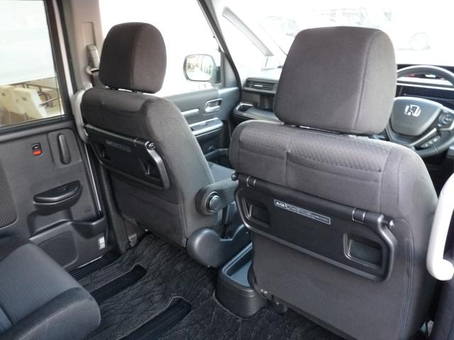 ステップワゴンスパーダ スパーダハイブリッド　Ｇ　ホンダセンシング　・プラチナホワイトパール　・ワンオーナー　・禁煙　・平成３０年１月登録　・８万７千キロ　・車検…令和９年１月　・純正９インチナビ　・リアカメラ・ＥＴＣ　・Ｂｌｕｅｔｏｏｔｈ　ＡＵＤＩＯ　・１年保証（22枚目）