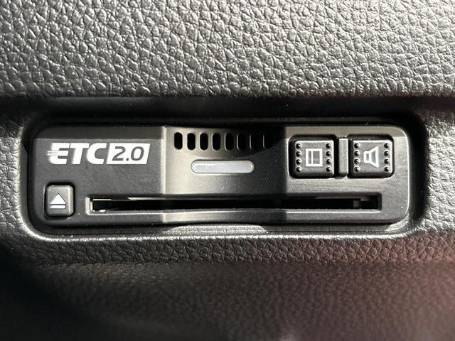 ���z���_�����I�v�V�����́w�h���C�u���R�[�_�[�x�t���ł��@���O���̃J���������łȂ��A����̃J�������t���Ă��܂��i�����g�p�����������߂ɂ̓h���C�u���R�[�_�[�p�̂r�c�J�[�h���ʓr�K�v�ƂȂ�܂��j