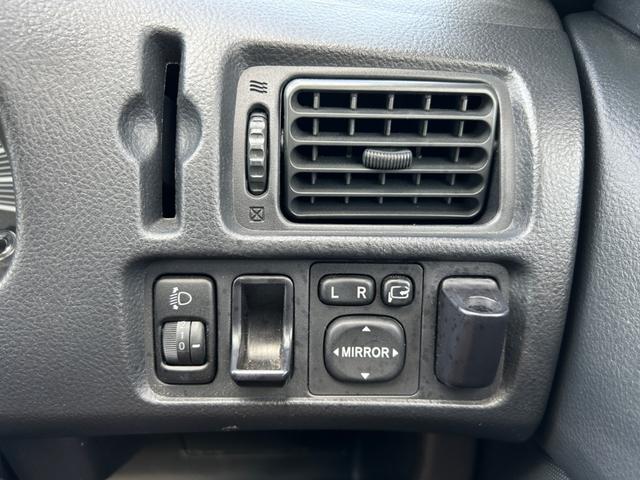 電動格納ミラー