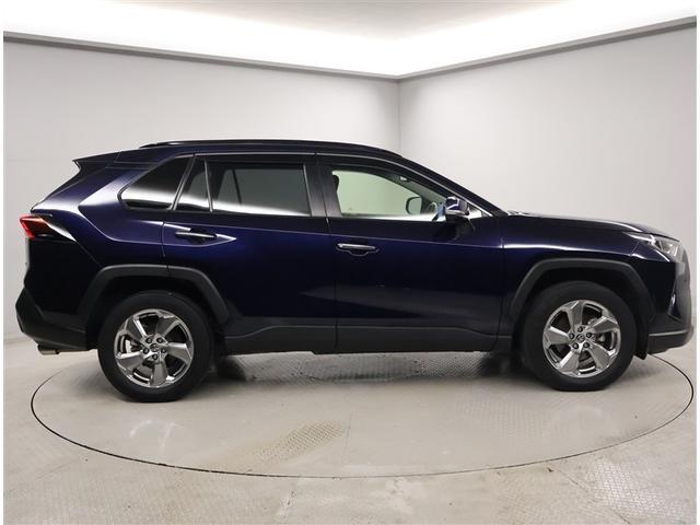 RAV4 ハイブリッドG 衝突被害軽減装置 バックモニター 整備記録簿 LEDヘッドライト スマキー 電動シ-ト AWD パワステ 横滑り防止装置 クルコン AAC ナビ カーテンエアバック エアバッグ AW パワーウィンドウ(4枚目)