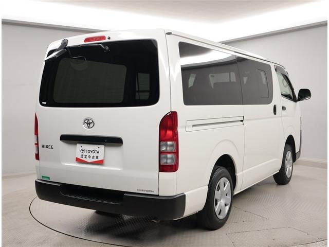 ハイエースバン ロングDX ダブルエアコン 助手席エアバッグ LEDライト PW 運転席エアバッグ ナビテレビ 横滑り防止 整備点検記録簿 イモビ付 パワーステアリング エアコン ミュージックプレイヤー接続可 ABS キーレス(3枚目)