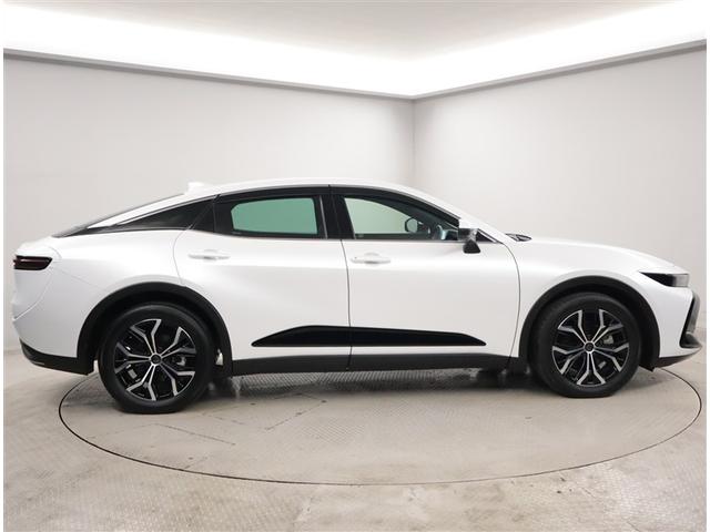 クラウンクロスオーバー Gアドバンスド 衝突軽減装置 フルセグテレビ クルコン 横滑防止装置 ドライブレコーダー LEDヘッドライト 記録簿 Bカメラ Pシート ETC オートエアコン AC100V電源 AUX エアバッグ 4WD キーレス(4枚目)