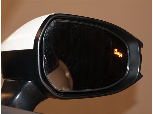 クラウンクロスオーバー Gアドバンスド 衝突軽減装置 フルセグテレビ クルコン 横滑防止装置 ドライブレコーダー LEDヘッドライト 記録簿 Bカメラ Pシート ETC オートエアコン AC100V電源 AUX エアバッグ 4WD キーレス(18枚目)