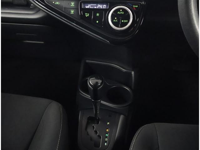 アクア Ｓスタイルブラック　記録簿あり　バックモニタ－　地デジフルセグ　ナビＴＶ　イモビライザー　ＬＥＤライト　スマートキープッシュスタート　ＥＴＣ付き　Ｗエアバッグ　キーフリ　メモリーナビゲーション　横滑り防止装置付き　ＡＢＳ（12枚目）