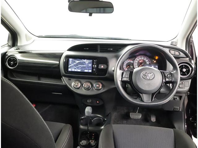 ヴィッツ Ｆ　セーフティーエディション　衝突被害軽減　フルセグＴＶ　ドライブレコーダー　アイドリングストップ機能　パワーステアリング　パワーウィンドウ　ＬＥＤヘッドライト　ＥＳＣ　盗難防止システム　スマートキー　エアコン　ＡＢＳ　Ｂカメラ（5枚目）