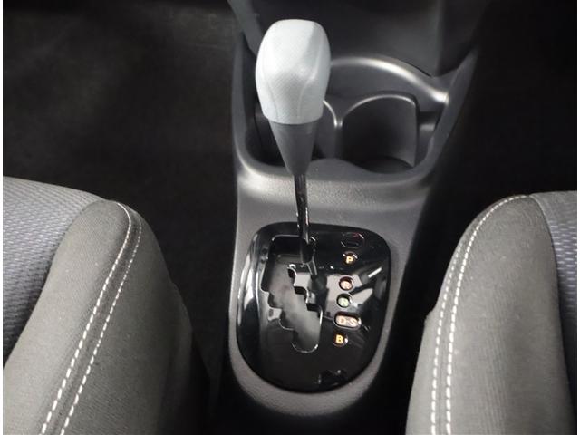 ヴィッツ Ｆ　セーフティーエディション　衝突被害軽減　フルセグＴＶ　ドライブレコーダー　アイドリングストップ機能　パワーステアリング　パワーウィンドウ　ＬＥＤヘッドライト　ＥＳＣ　盗難防止システム　スマートキー　エアコン　ＡＢＳ　Ｂカメラ（12枚目）