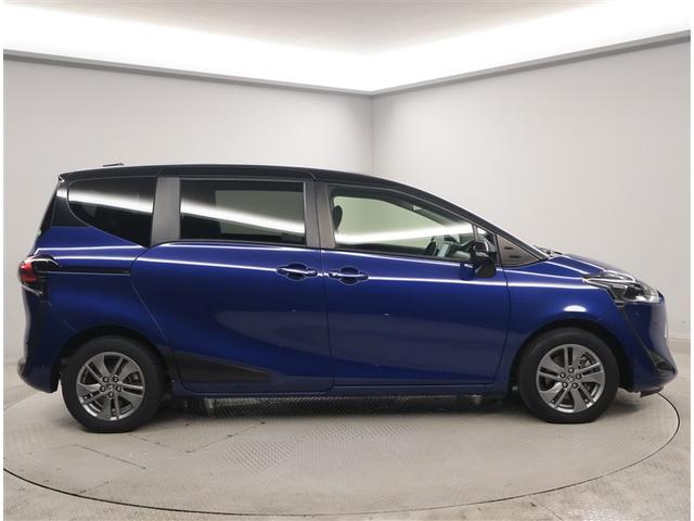 シエンタ Ｇ　クエロ　軽減ブレーキ　両側自動ドア　Ｉストップ　後カメラ　デュアルエアバック　パワーウィンドウ　フルオートエアコン　ＤＶＤ再生可　ウォークスルー　ＬＥＤヘッド　ナビ＆ＴＶ　スマキー　ＶＳＣ　３列　キーレス（4枚目）