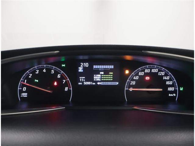 シエンタ Ｇ　クエロ　軽減ブレーキ　両側自動ドア　Ｉストップ　後カメラ　デュアルエアバック　パワーウィンドウ　フルオートエアコン　ＤＶＤ再生可　ウォークスルー　ＬＥＤヘッド　ナビ＆ＴＶ　スマキー　ＶＳＣ　３列　キーレス（9枚目）