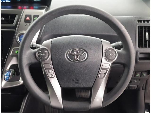 プリウスα Ｓ　スマキ－　整備点検記録簿　リモコンキー　横滑り防止装置付き　ＰＷ　Ｂカメラ　フルフラット　ナビ・ＴＶ　サイドエアＢ　ＡＵＸ　ＥＴＣ車載器　ＡＢＳ付き　アルミホイール　１セグＴＶ　メモリーナビゲーション（6枚目）