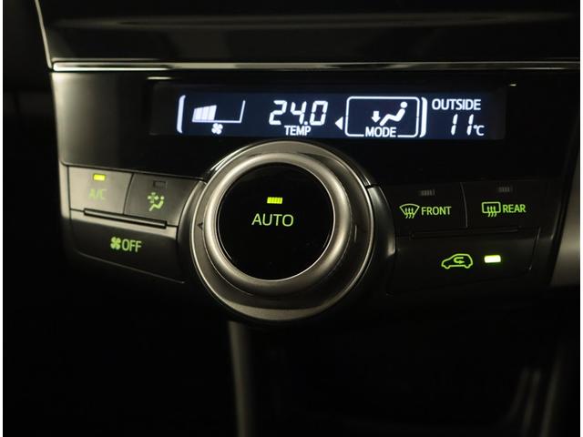 プリウスα Ｓ　スマキ－　整備点検記録簿　リモコンキー　横滑り防止装置付き　ＰＷ　Ｂカメラ　フルフラット　ナビ・ＴＶ　サイドエアＢ　ＡＵＸ　ＥＴＣ車載器　ＡＢＳ付き　アルミホイール　１セグＴＶ　メモリーナビゲーション（10枚目）