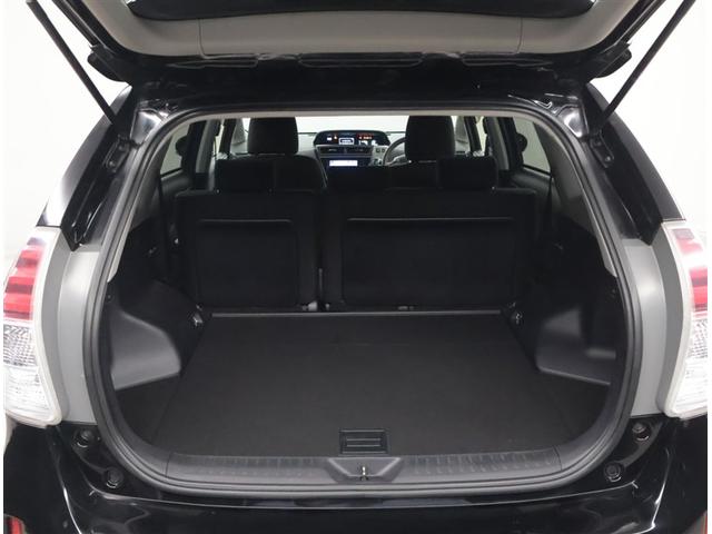 プリウスα Ｓ　スマキ－　整備点検記録簿　リモコンキー　横滑り防止装置付き　ＰＷ　Ｂカメラ　フルフラット　ナビ・ＴＶ　サイドエアＢ　ＡＵＸ　ＥＴＣ車載器　ＡＢＳ付き　アルミホイール　１セグＴＶ　メモリーナビゲーション（16枚目）