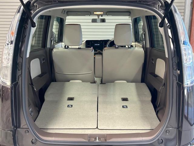 普段のお買い物や通勤、送迎等に十分な荷室スペースを確保しております。セカンドシートを倒すと、大きな荷物の積載も可能です♪