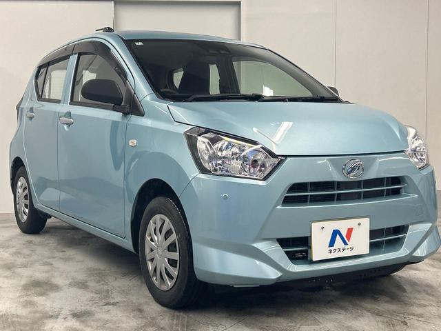 高透明度のガラス皮膜で撥水はもちろん、上質なツヤ・光沢を実現。紫外線や酸性雨から大切な愛車を保護し、色あせ・劣化を防止。「弾スプラッシュコート」、「弾プリミッサコート」からお選びいただけます。