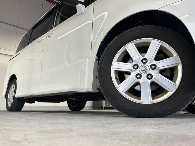 【純正１６インチアルミホイール】外観にマッチした純正アルミホイールを装着しております。各種社外アルミホイールや、スタッドレスタイヤも取扱いしております。是非ご相談ください♪