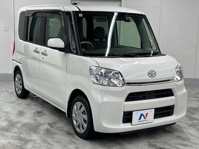 高透明度のガラス皮膜で撥水はもちろん、上質なツヤ・光沢を実現。紫外線や酸性雨から大切な愛車を保護し、色あせ・劣化を防止。「弾スプラッシュコート」、「弾プリミッサコート」からお選びいただけます。