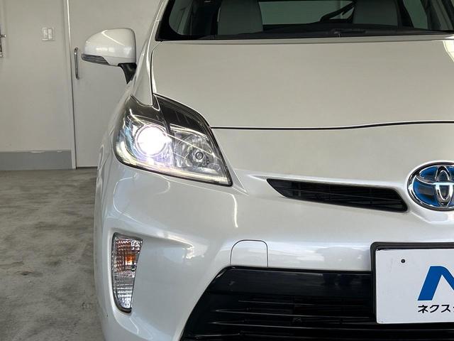 【ＨＩＤヘッドライト】非常に明るく前方を照らしてくれるので、悪天候や夜間の走行時も視界良好で安心してお乗りいただけます。