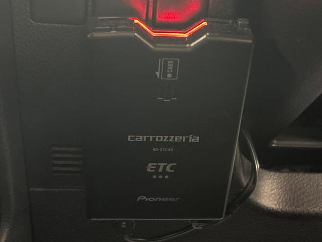 アルファード 2.5S Cパッケージ サンルーフ 両側電動ドア バックカメラ 衝突被害軽減システム レーダークルーズ 電動リアゲート レザー調シート 前席シートエアコン ドラレコ コーナーセンサー スマートキー LEDヘッド ETC(7枚目)