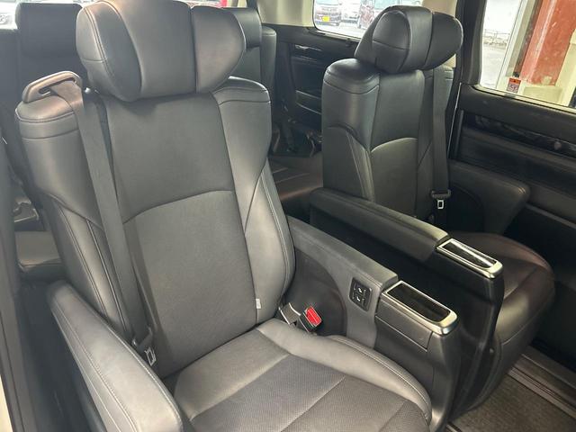 アルファード 2.5S Cパッケージ サンルーフ 両側電動ドア バックカメラ 衝突被害軽減システム レーダークルーズ 電動リアゲート レザー調シート 前席シートエアコン ドラレコ コーナーセンサー スマートキー LEDヘッド ETC(12枚目)