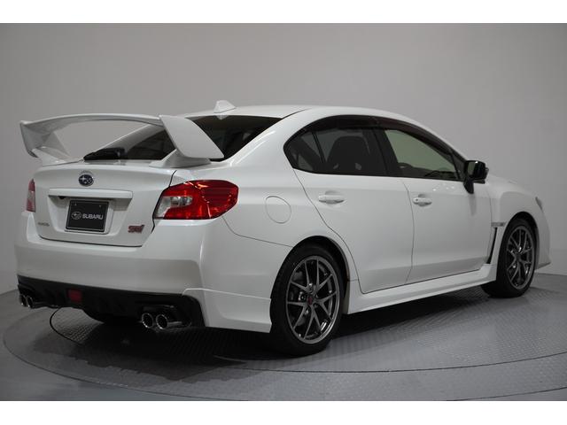 ＷＲＸ ＳＴＩ Ｔｙｐｅ　Ｓ　ナビ　タイベル交換済　新品タイヤ４本交換付　レカロシート（社外、ノーマル無）　バックカメラ　ＥＴＣ２．０　ドライブレコーダー　ＳＴＩタワーバー　プッシュスタート　センターデフコントロール　ＬＥＤヘッドライト　ＬＥＤライナー（2枚目）