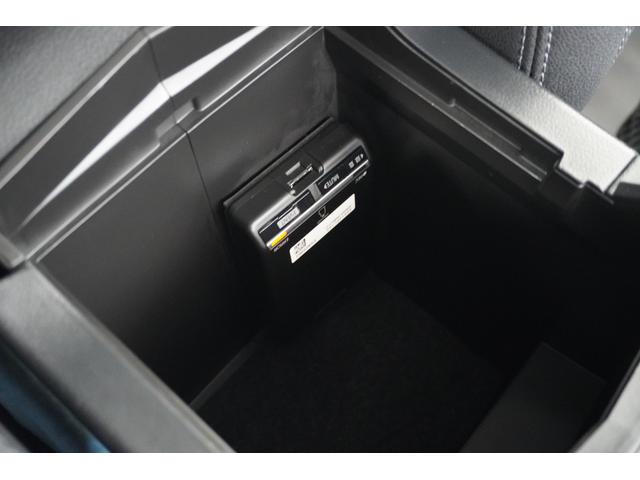 フォレスター Advance 電動ガラスサンルーフ 新品タイヤ4本交換付 パナソニック8インチナビ フロント・サイド・リヤカメラ ドラレコ ETC2.0 リヤビークルディテクション ドライバーモニタリングシステム X-MODE リヤコーナーセンサー シートポジションメモリー(40枚目)