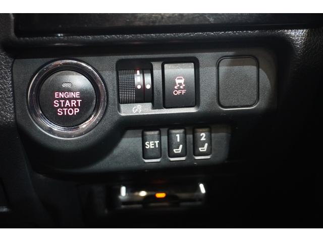 レヴォーグ １．６ＳＴＩ　Ｓｐｏｒｔ　アイサイト　ドラレコ　ＥＴＣ２．０　ＤＩＡＴＯＮＥサウンド７インチナビ　サイド・リヤカメラ　リヤビークルディテクション　ハイビームアシスト　ヒルスタートアシスト　本革シート　シートポジションメモリー　シートヒーター　パワーシート（12枚目）