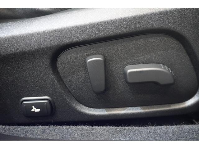 レヴォーグ 1.6STISport EyeSight BlackSele カロッツェリア8インチフルセグナビ リヤモニター ドラレコ ETC2.0 フロント・S・リヤカメラ リヤビークルディテクション スマートリヤビューミラー シートポジションメモリー リヤコーナーセンサー(17枚目)