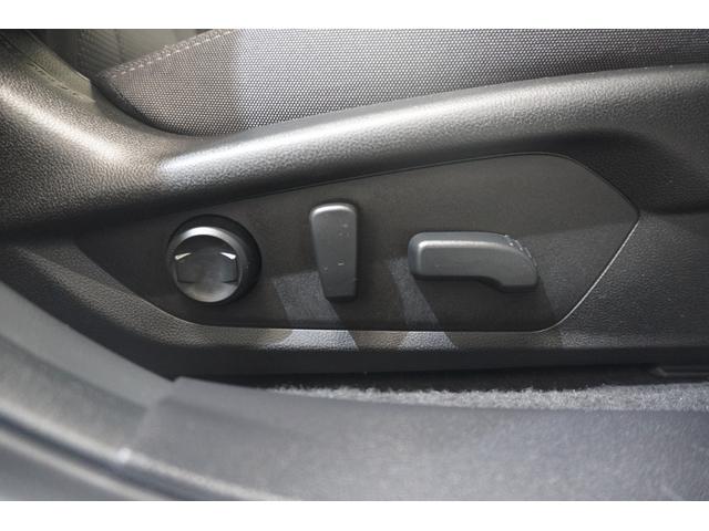 クロストレック リミテッド 元当社社用車 11.6インチディスプレイナビ 3Dデジタルマルチビューモニター リヤビークルディテクション リヤコーナーセンサー シートポジションメモリー シートヒーター ドライバーモニタリングシステム ステリング連動ヘッドランプ X-MODE(17枚目)