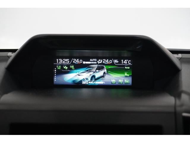 車両のさまざまな情報を大型ディスプレイに表示！運転中でも視認しやすく情報を直感的に把握する事ができます！