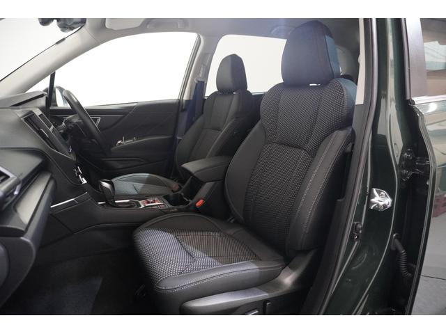 助手席まわりです。