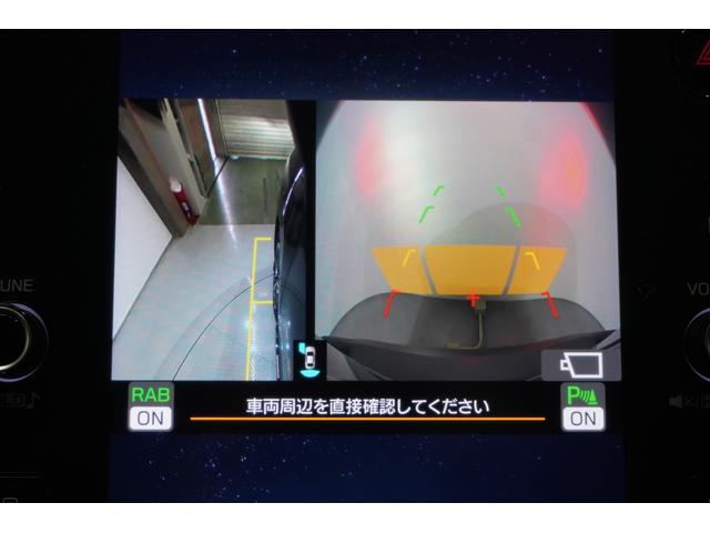 ���S���S�̃o�b�N�J�����I�������ԏ�ł����Ԃ��T�|�[�g�I�ԓ��̐l��ו��Ō�����E���������ɁA����f������������\�����܂��I