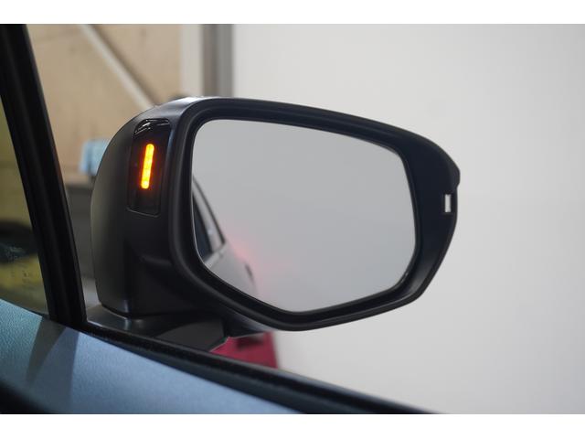 �ԑ̌㕔�ɓ������ꂽ�Z���T�[�ɂ���Ď��Ԃ̌㑤������ڋ߂���ԗ������m����X�o�������r�[�N���f�B�e�N�V�����I�Փ˂̊댯���L��ƃV�X�e�������f�����ꍇ�A�h���C�o�[�ɒ��ӂ𑣂��܂��I