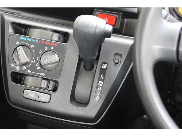 �C���p�l�Z���^�[�V�t�g�ɂ�葫���X�b�L���B�ԓ��̈ړ����ȒP�ł��B