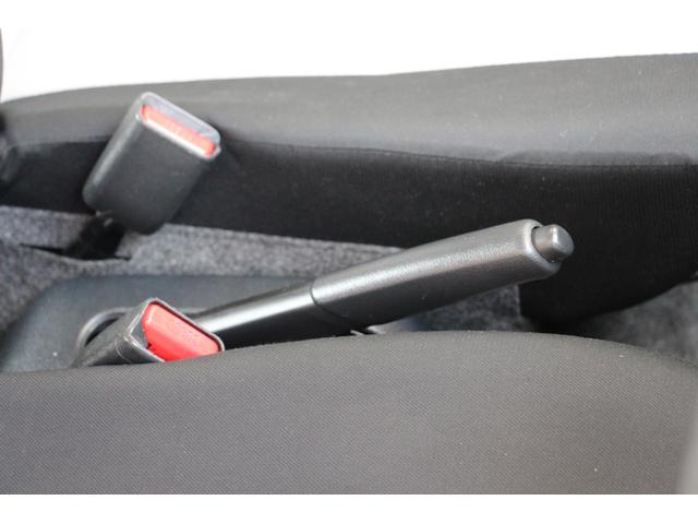 �T�C�h�u���[�L�B