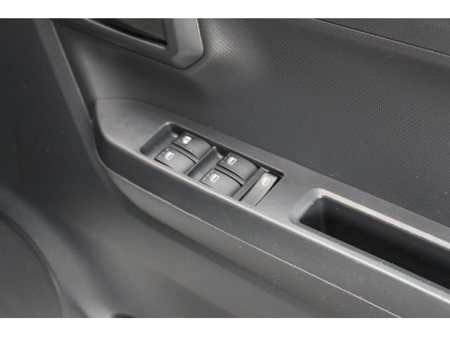 �^�]�ȑ��I�[�g�@�\�E�p���[�E�C���h�X�C�b�`�B�X�^���_�[�h�Ȕz�u�ő��삪�ȒP�ł��B