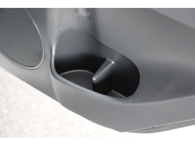 ��ȗp�h�A�|�P�b�g���{�g���z���_�[�B