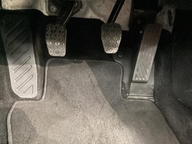 ロードスター Ｓ　スペシャルパッケージ　マツダコネクト　ＢＯＳＥ　ナビＳＤ　ＥＴＣ２．０　バックカメラ　ＡｐｐｌｅＣａｒＰｌａｙ／Ａｎｄｒｏｉｄ　Ａｕｔｏ　Ｂｌｕｅｔｏｏｔｈ　Ｗエアバック　ブルートゥース　アドバンスドキー　１オーナー（32枚目）