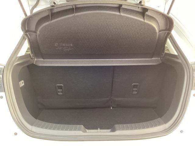 ＭＡＺＤＡ２ ＸＤ　ホワイト　コンフォート　４ＷＤ　マツダコネクト　ナビＳＤ　ＥＴＣ　３６０°ビューモニター　ＡｐｐｌｅＣａｒＰｌａｙ／Ａｎｄｒｏｉｄ　Ａｕｔｏ　Ｂｌｕｅｔｏｏｔｈ　レーダークルーズ　（11枚目）