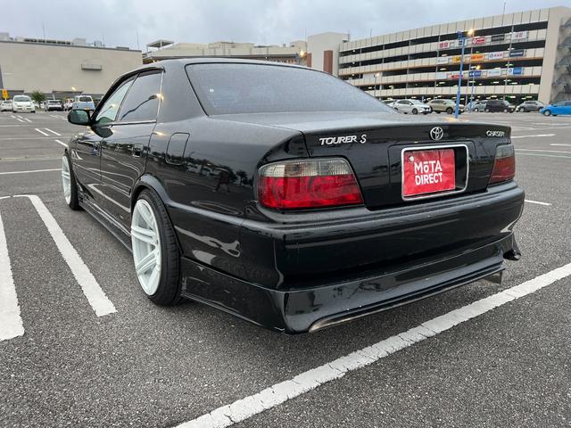 今までの中古車売買は市場に出回る中で、いくつもの業者や輸送費がかかっていて、購入時に大きなコストが上乗せされていました。ＭＯＴＡ　ＤＩＲＥＣＴはそんな中間コストを大幅に削減。だから安く販売！