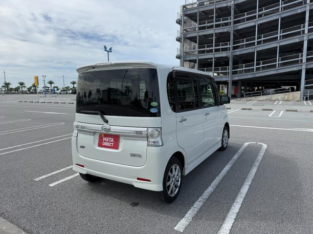 今までの中古車売買は市場に出回る中で、いくつもの業者や輸送費がかかっていて、購入時に大きなコストが上乗せされていました。ＭＯＴＡ　ＤＩＲＥＣＴはそんな中間コストを大幅に削減。だから安く販売！